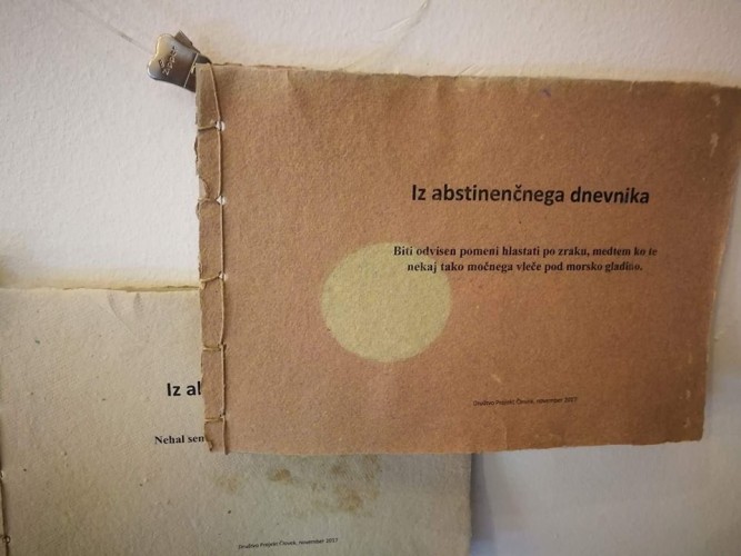 Vabljeni na razstavo: Iz abstinenčnega dnevnika